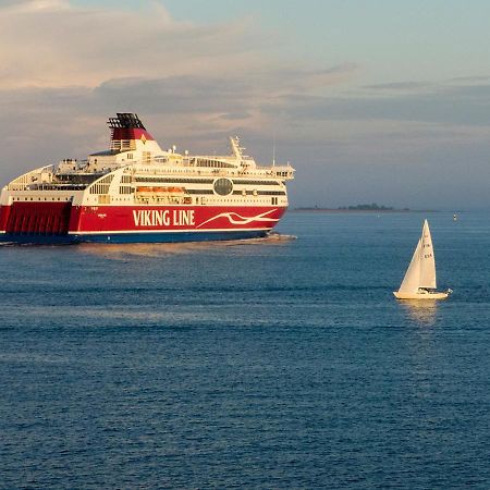 Hotel Viking Line Ferry Viking Xprs - Night Cruise From Helsinki Zewnętrze zdjęcie
